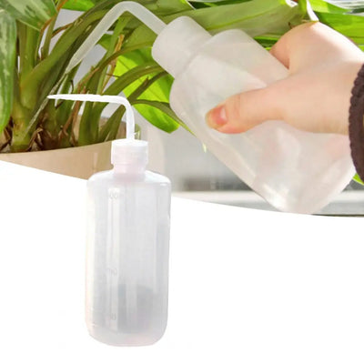 250/500ml Watering Can Curved Spout Plastic Watering Can Squirt Squeeze Spray Bottle Watering Can Watering Irrigation