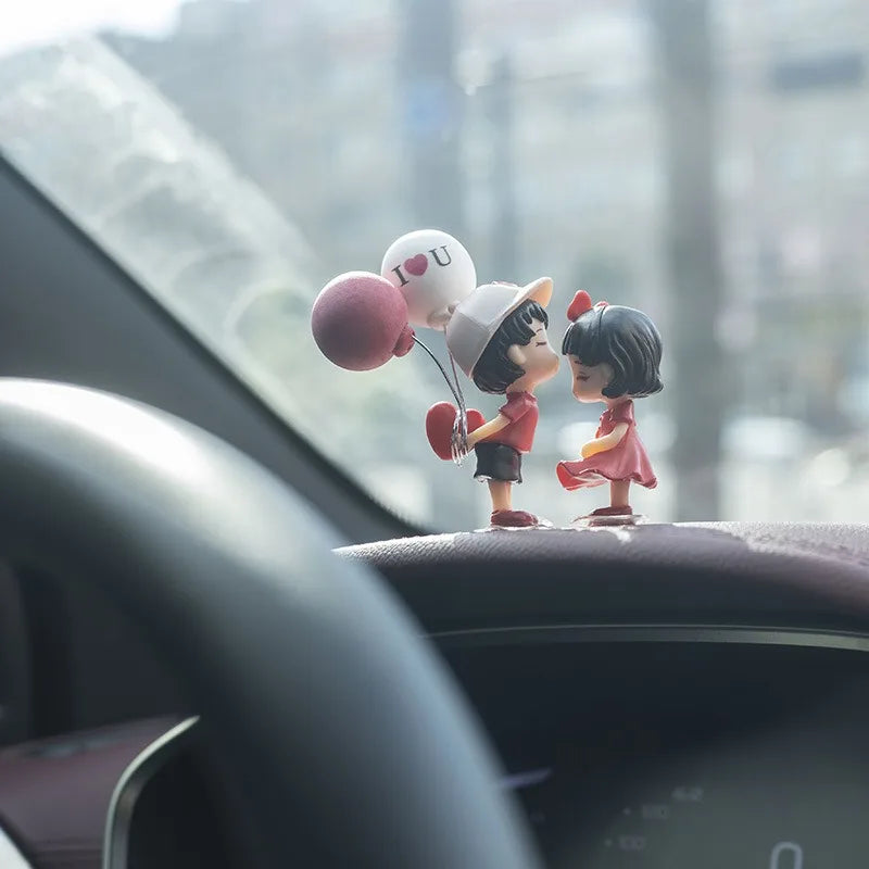 2PCS CUTE COUPLE CAR ORNAMENTS – KISSING BALLOON LOVERS DASHBOARD DECORATION & AUTO INTERIOR ACCESSORIES