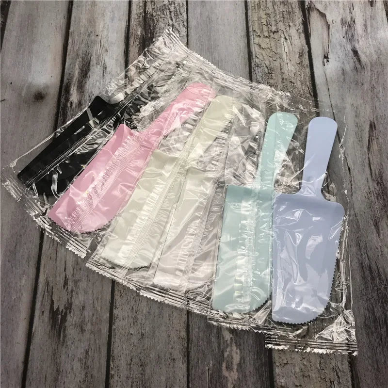 1pc Pizza Cutter Plastic Cake Knife Pie Cutter for Cheese Dessert Cutlery Bakeware Cake Spatula Tool Wedding Cake Slicer