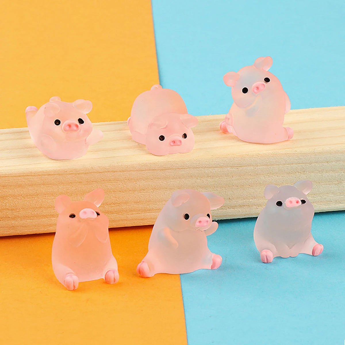 6PCS GLOW-IN-THE-DARK RESIN PIGGY ORNAMENT SET DIY KEYCHAIN MINI LANDSCAPE HOME CAR DESKTOP DECOR