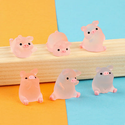 6PCS GLOW-IN-THE-DARK RESIN PIGGY ORNAMENT SET DIY KEYCHAIN MINI LANDSCAPE HOME CAR DESKTOP DECOR