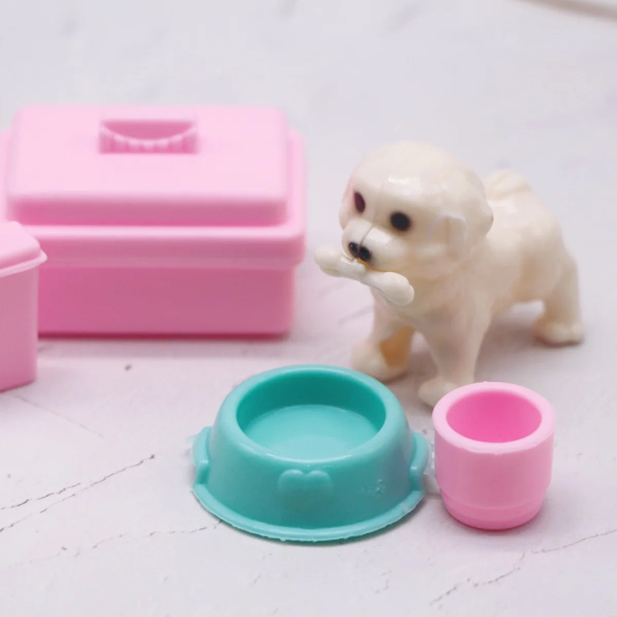 11PCS MINIATURE DOLLHOUSE PET CARE SET – DOG HOUSE, MEDICAL TOOLS & ACCESSORIES – DIY TOY GIFT FOR BARBIE & KIDS