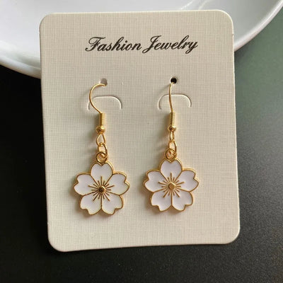Korean Fashion Flower Pendant Necklace for Girl Women White Yellow Color Trendy Choker Necklace Gift for Summer Wholesale