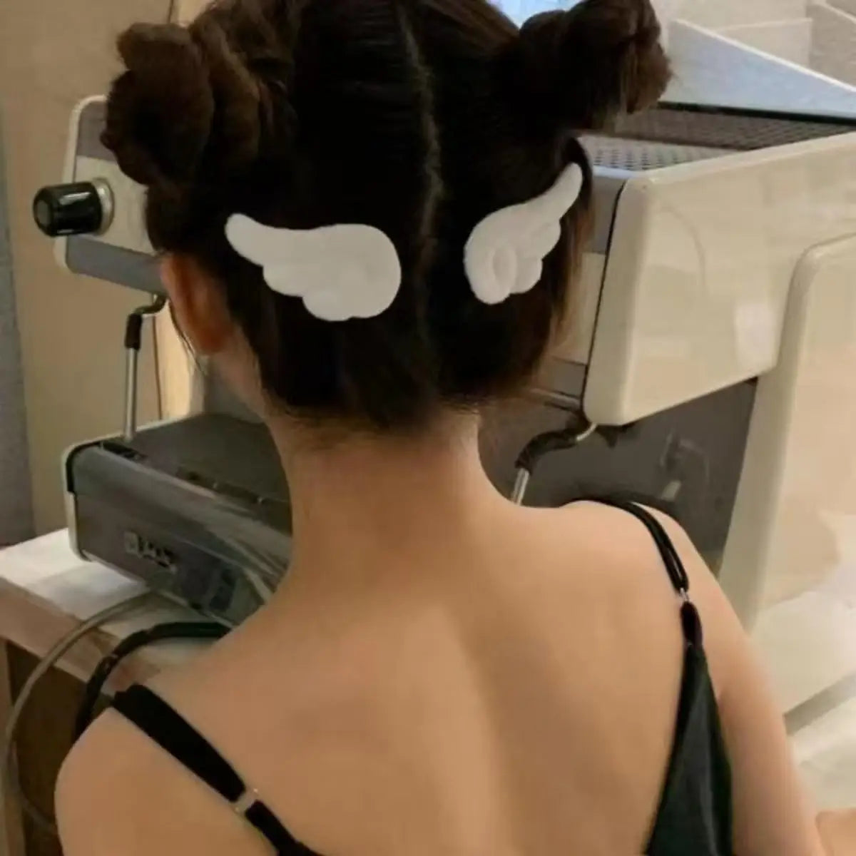2Pcs Sweet Angel Wing Plush Hair Clips Girl Bangs Cute Hairpin Simple Hairclip Ornament Fashion Hair Accessories Side Clip