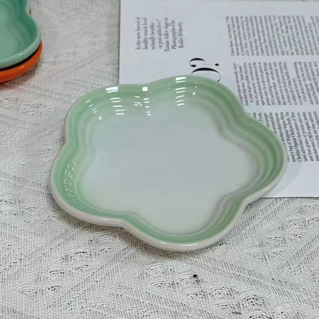 Plum Blossom Small Plate 5.5Inches 14cm Rainbow Sauce Plate Flower Shaped Pet Gradual Spike Bone Plate Tableware Ceramic Dishs