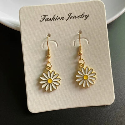 Korean Fashion Flower Pendant Necklace for Girl Women White Yellow Color Trendy Choker Necklace Gift for Summer Wholesale