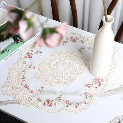 1pc Vintage French Lace Table Mat Embroidered Lace Tablecloth Pastoral European Style Bedside Table Decoration Rose Mat