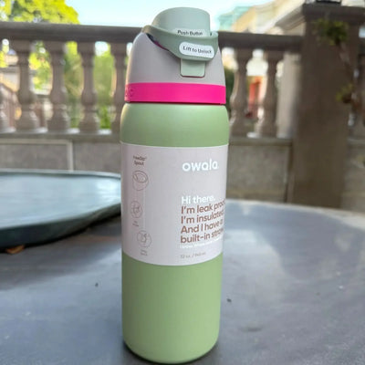 Owala Insulated Stainless Steel Water Bottle with Straw, BPA-Free Sports Water Bottle, Great for Travel,  32 Oz