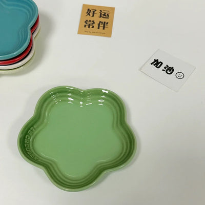 Plum Blossom Small Plate 5.5Inches 14cm Rainbow Sauce Plate Flower Shaped Pet Gradual Spike Bone Plate Tableware Ceramic Dishs