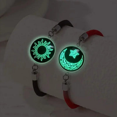 2 Pcs/Set Luminous Sun Moon Pendant Necklaces for Women Men Romantic Glow In The Dark Couple Necklace Friendship Jewelry Gifts