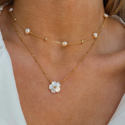 Stainless Steelss Shell Flower Pendant Necklace For Women Vintage Gold Color Heart Clavicle Chain Romantic Necklace Jewelry Gift