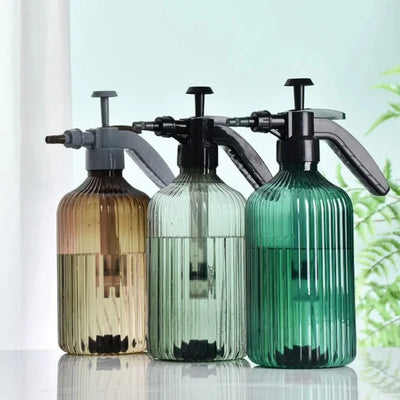 Quality 2L Garden Spray Bottle Garden Watering Plastic Pressurized Sprayer Air Pressure Flowers Watering Can Flower