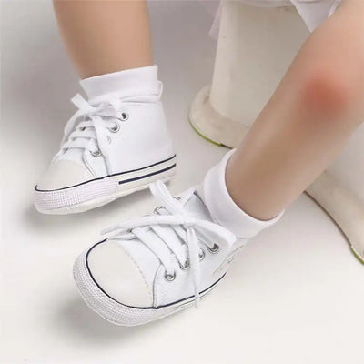CLASSIC CANVAS BABY SPORTS SHOES – GENDER-NEUTRAL FIRST WALKER WITH NON-SLIP SOFT SOLES FOR NEWBORN & TODDLER CRIB USE