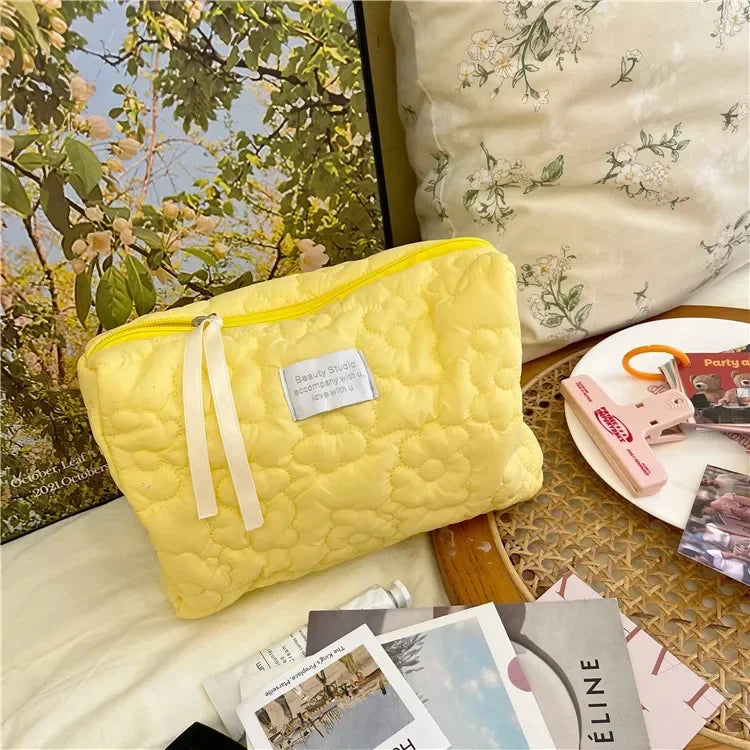 2024 NEW FLOWER PATTERN MAKEUP BAG – COSMETIC TOILETRY ORGANIZER ZIPPER TRAVEL POUCH FOR WOMEN