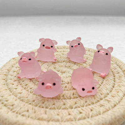 6PCS GLOW-IN-THE-DARK RESIN PIGGY ORNAMENT SET DIY KEYCHAIN MINI LANDSCAPE HOME CAR DESKTOP DECOR