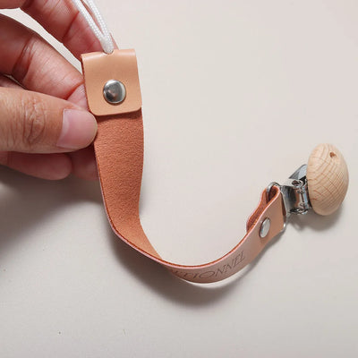 HOT PU Leather Baby Pacifier Chain Rainbow Soother Pacifier Clips Chain Metal Dummy Clip Nipple Holder Clasps