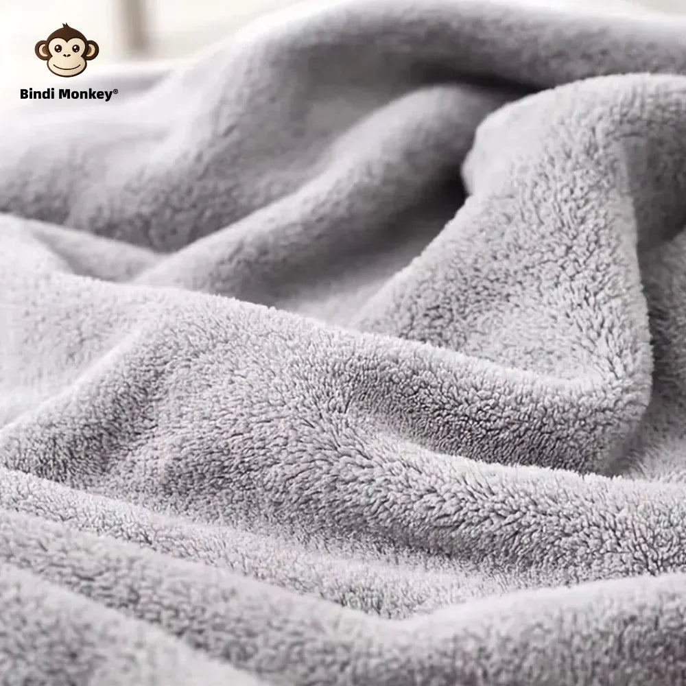Newborn Baby Hooded Cloak Bath Towel Blanket Cartoon Solid Color Coral Velvet 0-4 Years