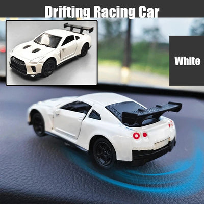 DRIFTING CAR DASHBOARD ORNAMENT – FUN MOVING VEHICLE DECORATION