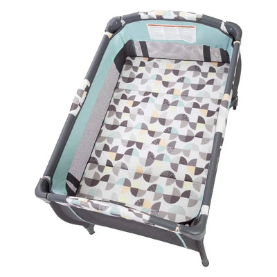 NEW.Trend-E Portable and Compact Newborn Nursery Center Pack and Play Baby Crib with Parent Organizer, Bassinet, and Travel Bag