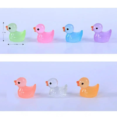50PCS GLOW-IN-THE-DARK MINI DUCKLINGS – FAIRY GARDEN & MICRO LANDSCAPE DECOR WITH MOSS NIGHT LIGHT