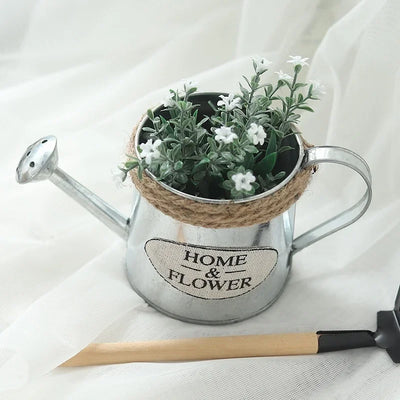 Small Iron Watering Can Iron Bucket Pots Retro for Flowers Home Garden Ornaments Creative Yard Decoration